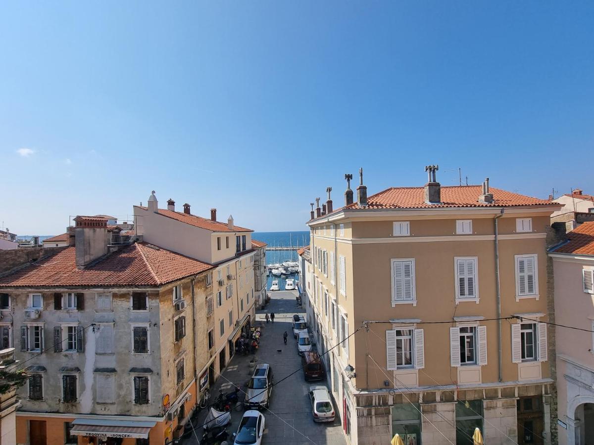 As Deluxe Apartments Piran Eksteriør billede