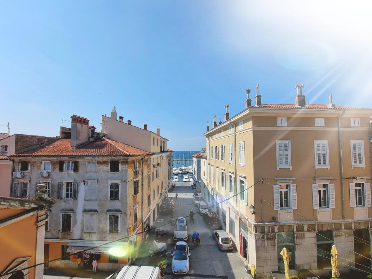 As Deluxe Apartments Piran Eksteriør billede